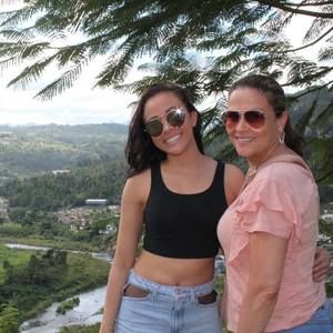 Meet your Posher, Jeannette